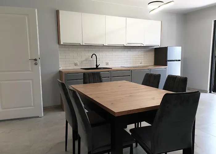 Apartamento Kornel 3 *